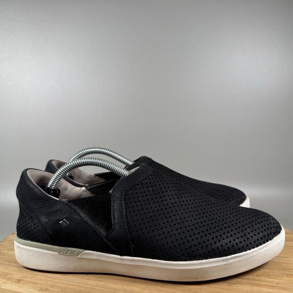 Kizik Vienna Slip-On Sneakers Women’s Size 7.5 M Black Hands Free Casual Comfort